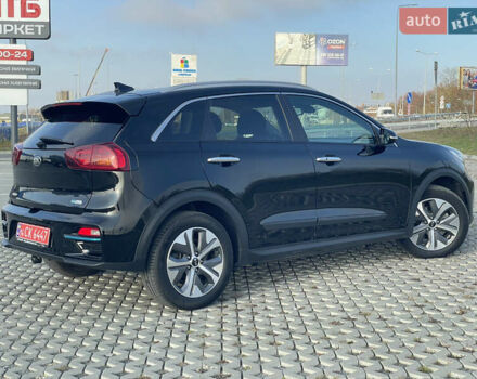 Черный Киа Niro, объемом двигателя 0 л и пробегом 61 тыс. км за 22999 $, фото 10 на Automoto.ua