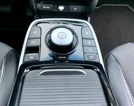 Черный Киа Niro, объемом двигателя 0 л и пробегом 94 тыс. км за 17900 $, фото 101 на Automoto.ua