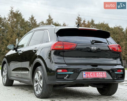 Черный Киа Niro, объемом двигателя 0 л и пробегом 80 тыс. км за 19650 $, фото 171 на Automoto.ua