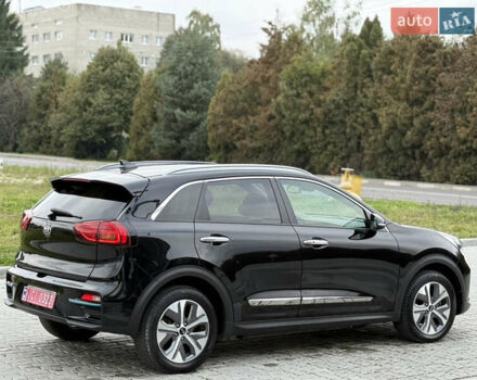 Черный Киа Niro, объемом двигателя 0 л и пробегом 80 тыс. км за 19650 $, фото 162 на Automoto.ua