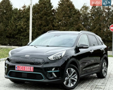 Черный Киа Niro, объемом двигателя 0 л и пробегом 80 тыс. км за 19890 $, фото 1 на Automoto.ua