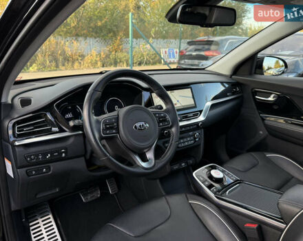 Черный Киа Niro, объемом двигателя 0 л и пробегом 88 тыс. км за 23900 $, фото 36 на Automoto.ua