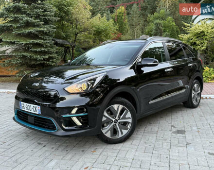Чорний Кіа Niro, об'ємом двигуна 0 л та пробігом 123 тис. км за 17899 $, фото 14 на Automoto.ua