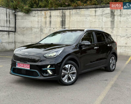 Черный Киа Niro, объемом двигателя 0 л и пробегом 80 тыс. км за 21850 $, фото 10 на Automoto.ua
