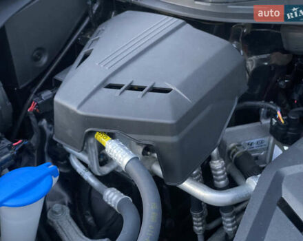 Чорний Кіа Niro, об'ємом двигуна 0 л та пробігом 67 тис. км за 20999 $, фото 26 на Automoto.ua