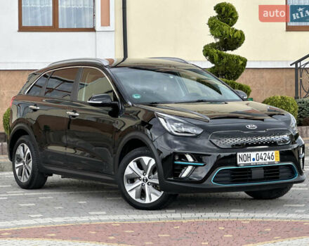Чорний Кіа Niro, об'ємом двигуна 0 л та пробігом 51 тис. км за 21500 $, фото 3 на Automoto.ua