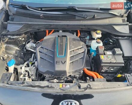 Черный Киа Niro, объемом двигателя 0 л и пробегом 79 тыс. км за 18300 $, фото 25 на Automoto.ua