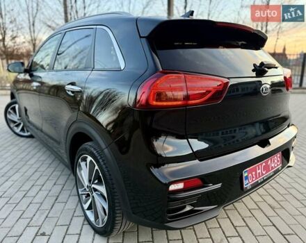 Черный Киа Niro, объемом двигателя 0 л и пробегом 89 тыс. км за 19350 $, фото 15 на Automoto.ua