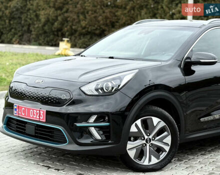 Черный Киа Niro, объемом двигателя 0 л и пробегом 80 тыс. км за 19650 $, фото 117 на Automoto.ua