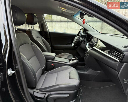 Черный Киа Niro, объемом двигателя 0 л и пробегом 80 тыс. км за 21899 $, фото 25 на Automoto.ua