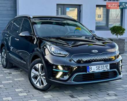 Черный Киа Niro, объемом двигателя 0 л и пробегом 58 тыс. км за 20999 $, фото 1 на Automoto.ua
