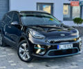 Черный Киа Niro, объемом двигателя 0 л и пробегом 58 тыс. км за 20999 $, фото 1 на Automoto.ua