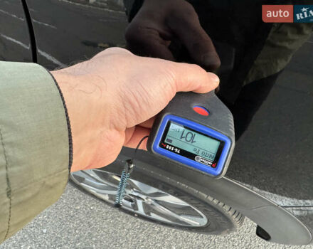 Чорний Кіа Niro, об'ємом двигуна 0 л та пробігом 155 тис. км за 20300 $, фото 62 на Automoto.ua