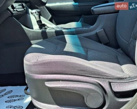 Черный Киа Niro, объемом двигателя 1.58 л и пробегом 112 тыс. км за 19700 $, фото 13 на Automoto.ua