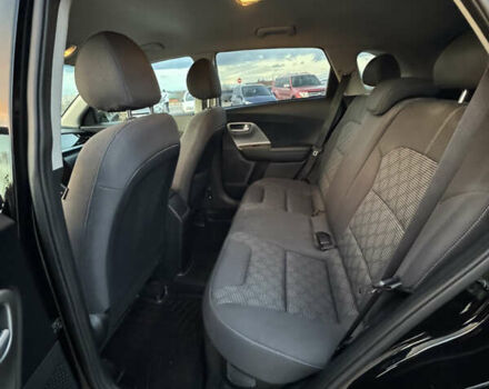 Черный Киа Niro, объемом двигателя 1.58 л и пробегом 62 тыс. км за 25900 $, фото 10 на Automoto.ua