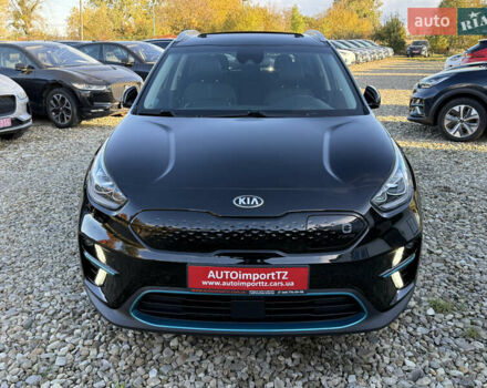 Чорний Кіа Niro, об'ємом двигуна 0 л та пробігом 88 тис. км за 24900 $, фото 26 на Automoto.ua