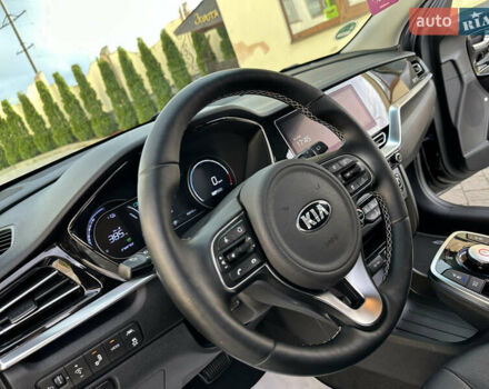 Чорний Кіа Niro, об'ємом двигуна 0 л та пробігом 51 тис. км за 21500 $, фото 55 на Automoto.ua