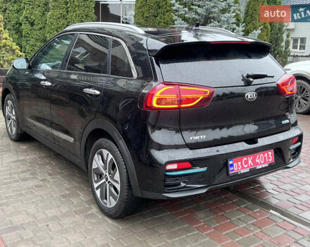 Черный Киа Niro, объемом двигателя 0 л и пробегом 117 тыс. км за 19200 $, фото 8 на Automoto.ua