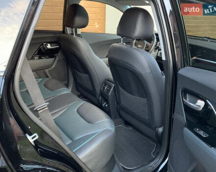 Черный Киа Niro, объемом двигателя 0 л и пробегом 60 тыс. км за 22799 $, фото 67 на Automoto.ua