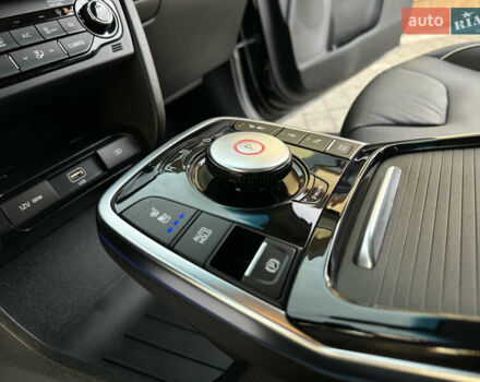 Чорний Кіа Niro, об'ємом двигуна 0 л та пробігом 51 тис. км за 21500 $, фото 57 на Automoto.ua