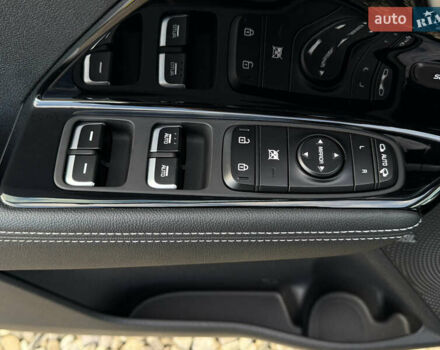 Черный Киа Niro, объемом двигателя 0 л и пробегом 88 тыс. км за 23900 $, фото 33 на Automoto.ua