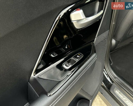 Чорний Кіа Niro, об'ємом двигуна 0 л та пробігом 51 тис. км за 21500 $, фото 60 на Automoto.ua