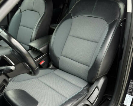 Черный Киа Niro, объемом двигателя 0 л и пробегом 80 тыс. км за 19650 $, фото 37 на Automoto.ua