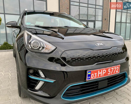 Черный Киа Niro, объемом двигателя 0 л и пробегом 94 тыс. км за 17900 $, фото 22 на Automoto.ua