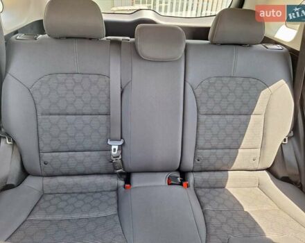 Черный Киа Niro, объемом двигателя 1.58 л и пробегом 112 тыс. км за 19700 $, фото 26 на Automoto.ua