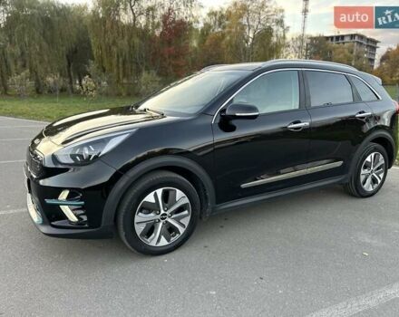 Черный Киа Niro, объемом двигателя 0 л и пробегом 121 тыс. км за 18999 $, фото 8 на Automoto.ua