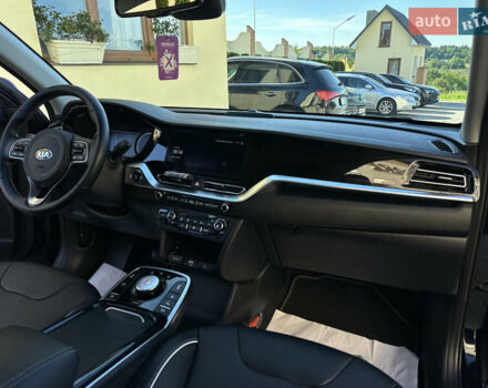 Черный Киа Niro, объемом двигателя 0 л и пробегом 127 тыс. км за 19750 $, фото 55 на Automoto.ua