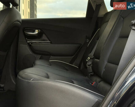 Черный Киа Niro, объемом двигателя 0 л и пробегом 109 тыс. км за 19900 $, фото 32 на Automoto.ua