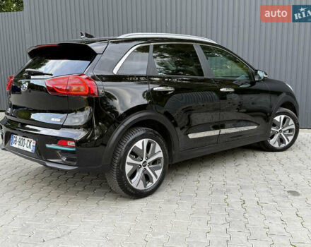 Черный Киа Niro, объемом двигателя 0 л и пробегом 123 тыс. км за 18500 $, фото 30 на Automoto.ua