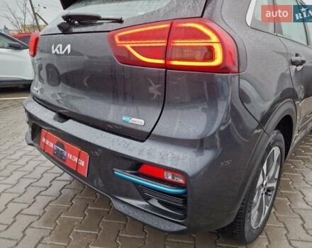 Чорний Кіа Niro, об'ємом двигуна 0 л та пробігом 54 тис. км за 17800 $, фото 14 на Automoto.ua