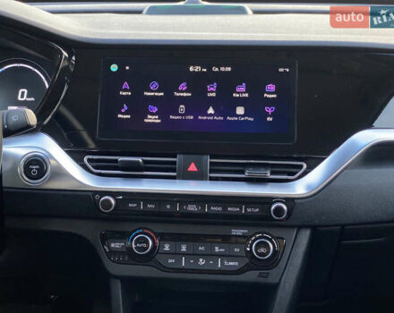 Чорний Кіа Niro, об'ємом двигуна 0 л та пробігом 67 тис. км за 20999 $, фото 37 на Automoto.ua