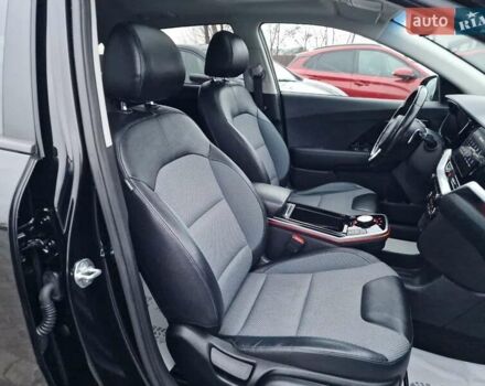 Черный Киа Niro, объемом двигателя 0 л и пробегом 65 тыс. км за 20800 $, фото 47 на Automoto.ua