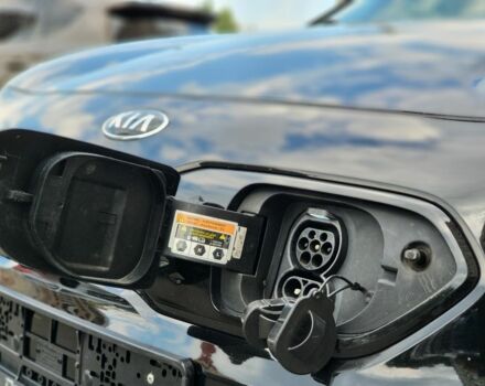 Черный Киа Niro, объемом двигателя 0 л и пробегом 138 тыс. км за 18999 $, фото 18 на Automoto.ua
