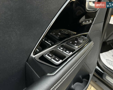 Чорний Кіа Niro, об'ємом двигуна 0 л та пробігом 51 тис. км за 21500 $, фото 49 на Automoto.ua