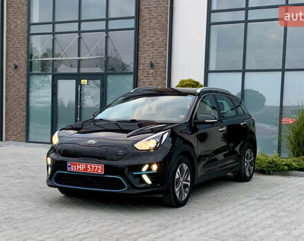 Черный Киа Niro, объемом двигателя 0 л и пробегом 94 тыс. км за 17900 $, фото 73 на Automoto.ua