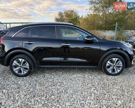 Черный Киа Niro, объемом двигателя 0 л и пробегом 88 тыс. км за 23900 $, фото 23 на Automoto.ua