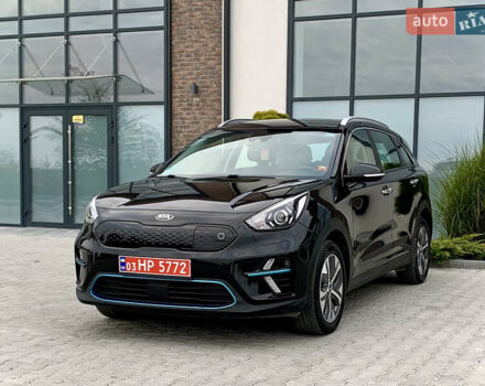 Черный Киа Niro, объемом двигателя 0 л и пробегом 94 тыс. км за 17900 $, фото 8 на Automoto.ua