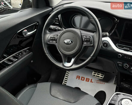 Черный Киа Niro, объемом двигателя 0 л и пробегом 62 тыс. км за 21999 $, фото 26 на Automoto.ua