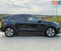 Чорний Кіа Niro, об'ємом двигуна 0 л та пробігом 84 тис. км за 19200 $, фото 8 на Automoto.ua