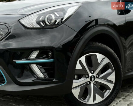 Черный Киа Niro, объемом двигателя 0 л и пробегом 80 тыс. км за 19650 $, фото 118 на Automoto.ua
