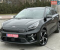Чорний Кіа Niro, об'ємом двигуна 0 л та пробігом 71 тис. км за 22400 $, фото 16 на Automoto.ua