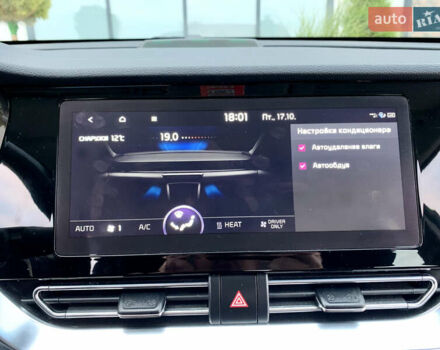 Черный Киа Niro, объемом двигателя 0 л и пробегом 94 тыс. км за 17900 $, фото 117 на Automoto.ua