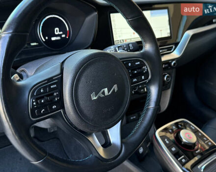Черный Киа Niro, объемом двигателя 0 л и пробегом 78 тыс. км за 17999 $, фото 11 на Automoto.ua