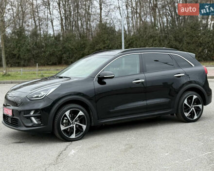 Чорний Кіа Niro, об'ємом двигуна 0 л та пробігом 71 тис. км за 22400 $, фото 1 на Automoto.ua