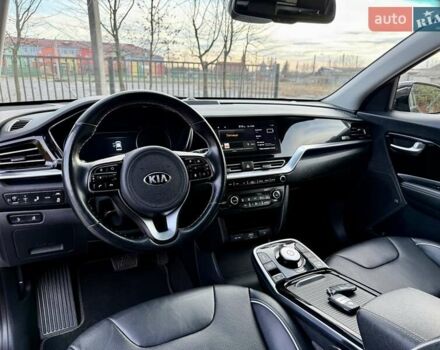 Черный Киа Niro, объемом двигателя 0 л и пробегом 89 тыс. км за 19350 $, фото 51 на Automoto.ua