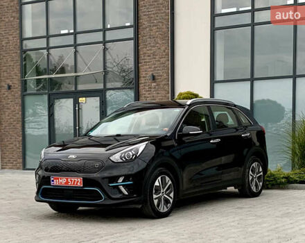 Черный Киа Niro, объемом двигателя 0 л и пробегом 94 тыс. км за 17900 $, фото 5 на Automoto.ua